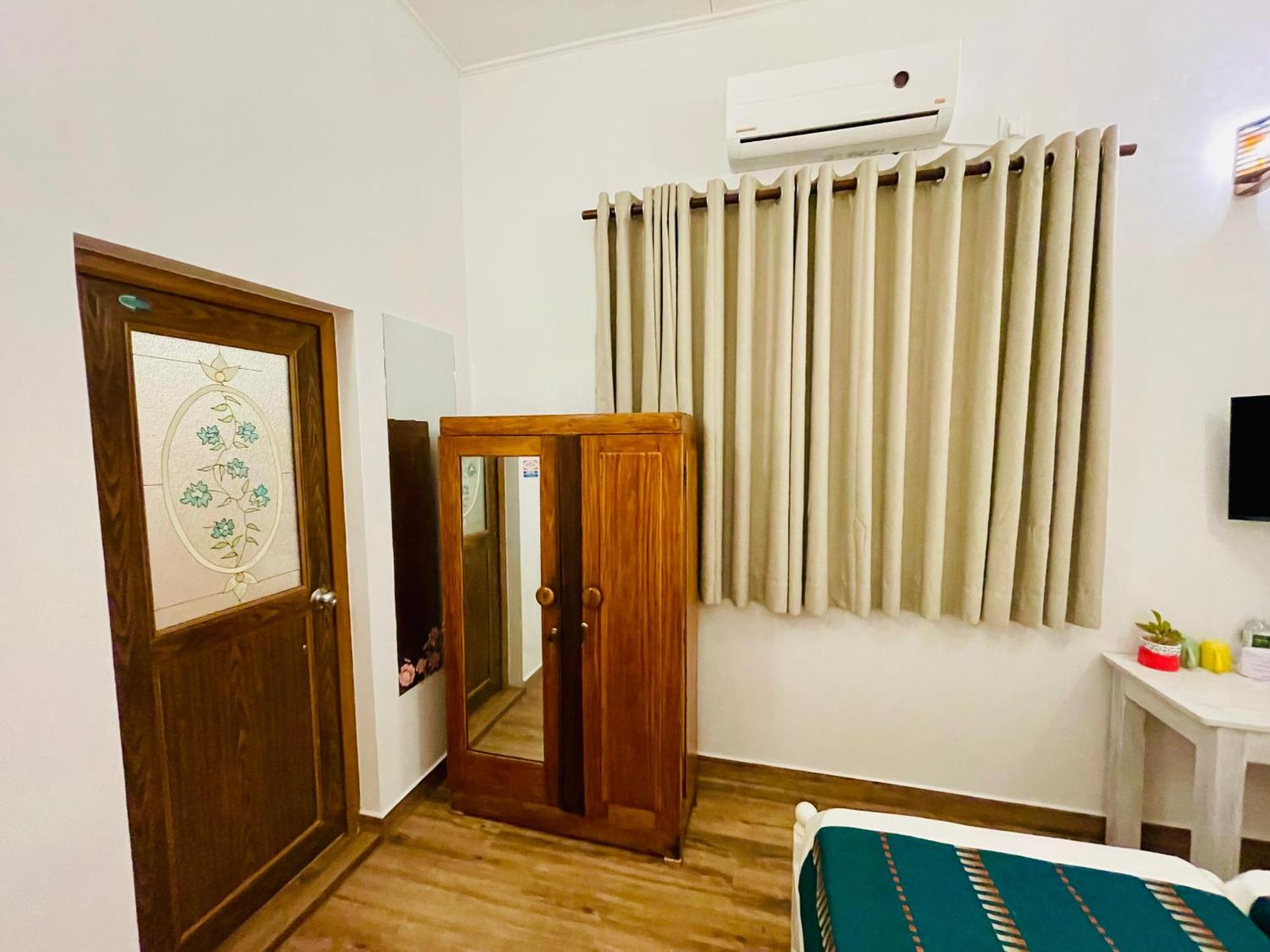 Ayur Ayur White Sail Villa Dalupotha Екстериор снимка
